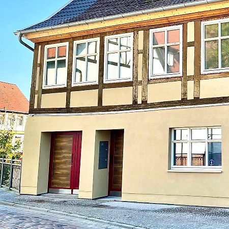 Stilvolle, Zentrale Ferienwohnung Bocksbruecke Mit Parkplatz Salzwedel Buitenkant foto